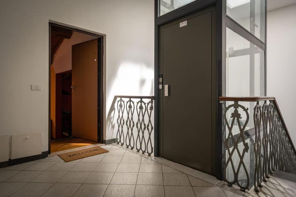 22 Home - Parcheggio Privato - Accogliente - Collegamento Sardegna E Corsica ليفورنو المظهر الخارجي الصورة
